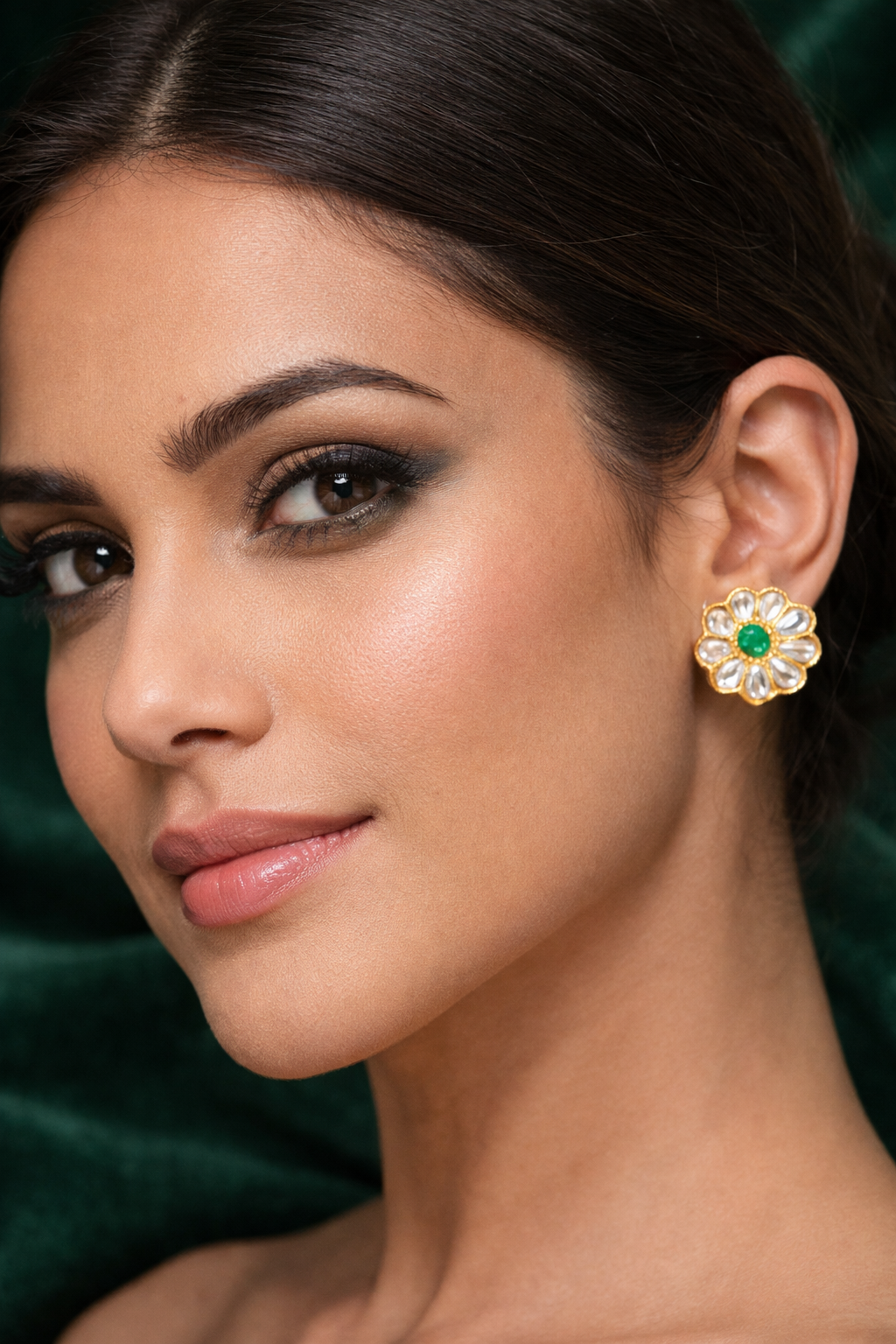 Emerald Flower Stud Earrings 925 Sterling Silver Gold Plated Diamond Kundan Style Bridal Jewelry Green Stone Tops Wedding Gift